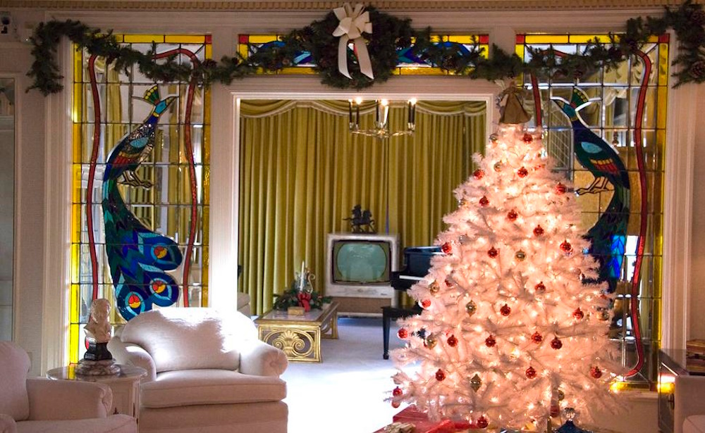 Graceland living room